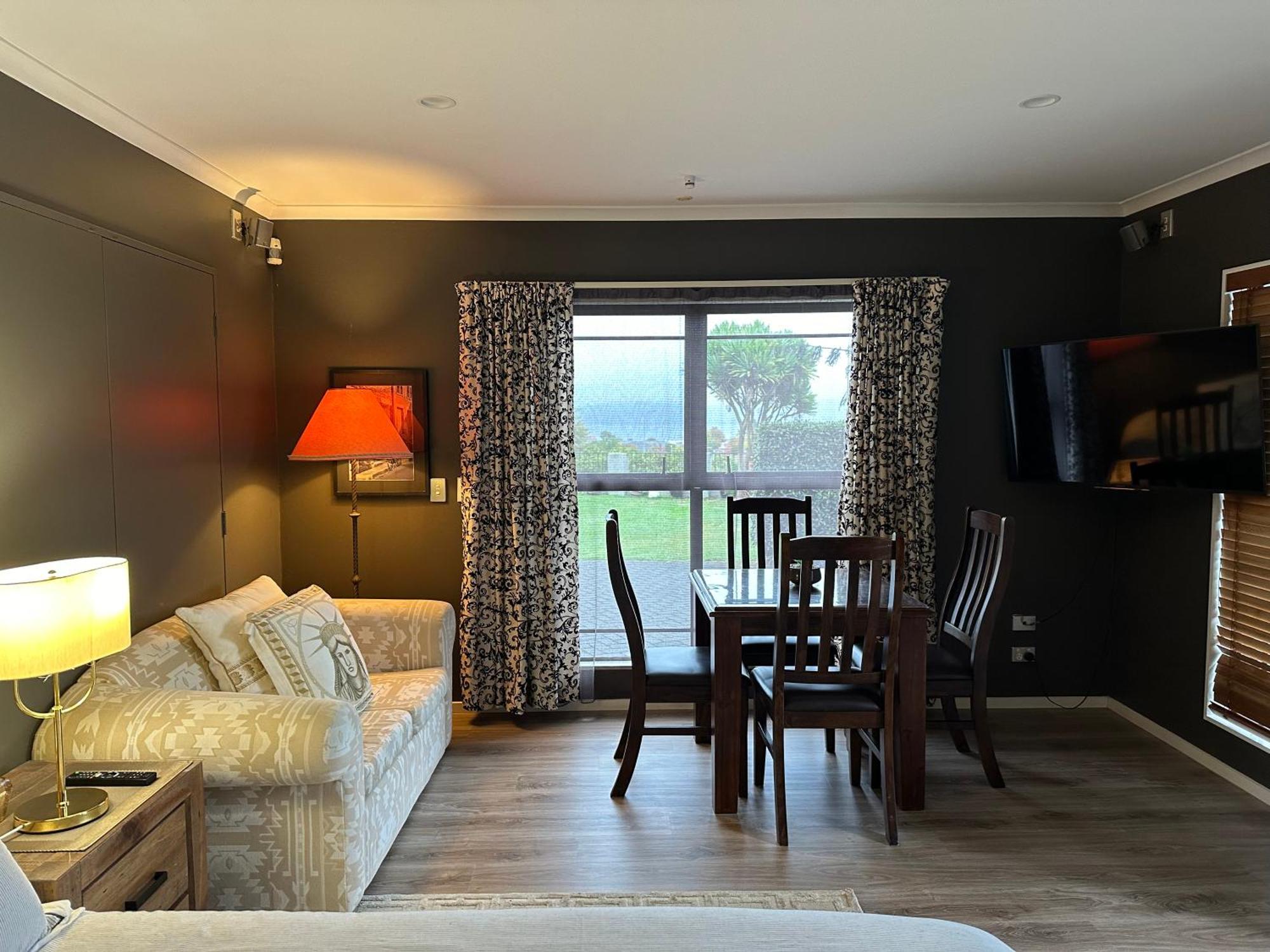 Lakeview Holiday Hideaway เทาโป ภายนอก รูปภาพ
